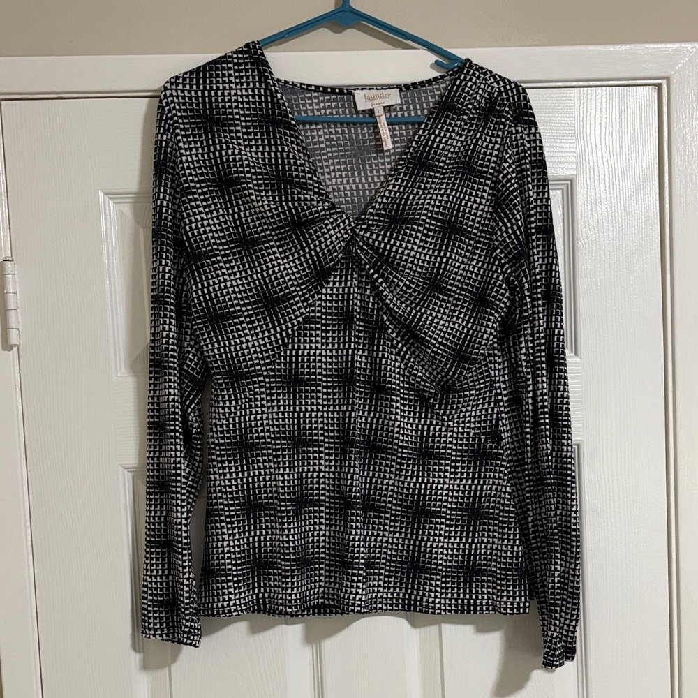 Laundry By Shelli Segal Black and White Patterned Blouse